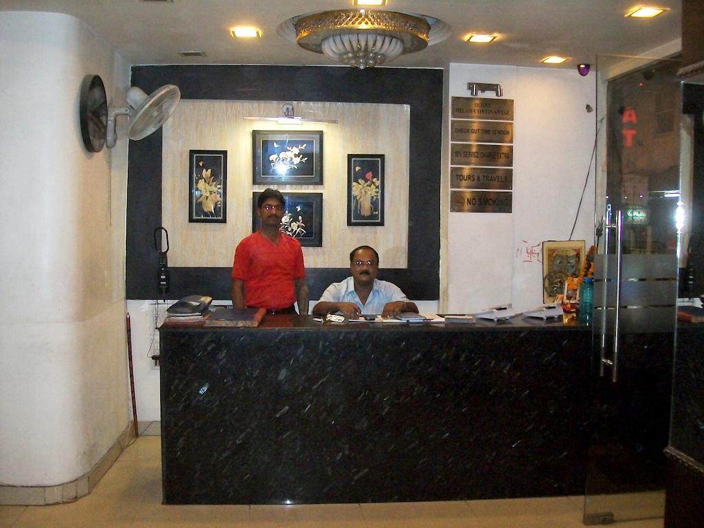 Hotel Milan Continental Delhi  Eksteriør billede