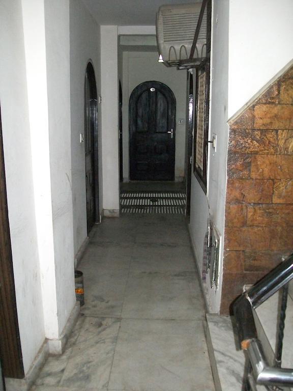 Hotel Milan Continental Delhi  Eksteriør billede
